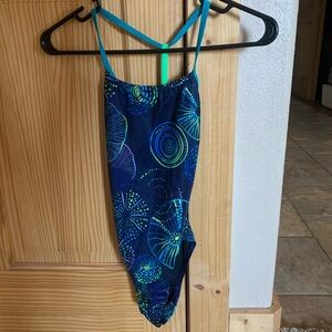 Women’s speedo swim suit size 30